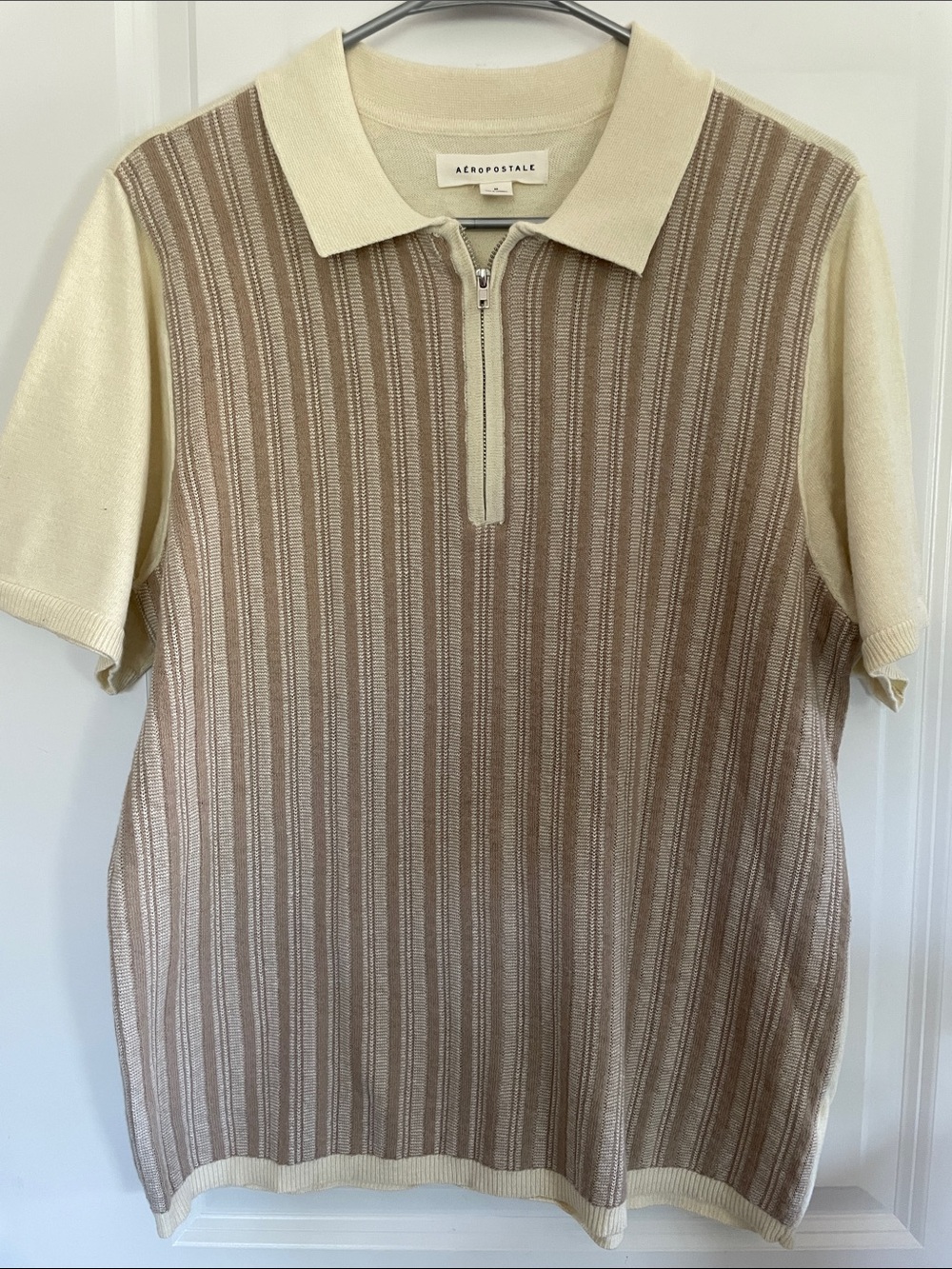 Aeropostale Cream Zip Polo Knit Top sz Medium